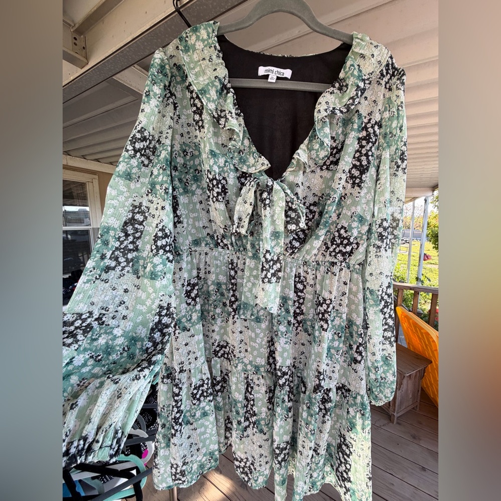 Mimi Chica Floral Tie-Front Dress in Mint & Black